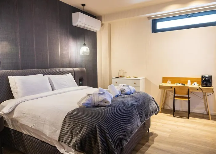 Διαμέρισμα Omega 31 *